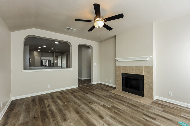 1,890/Mo, 14314 Yellow Warbler San Antonio, TX 78233 Family Room View 2