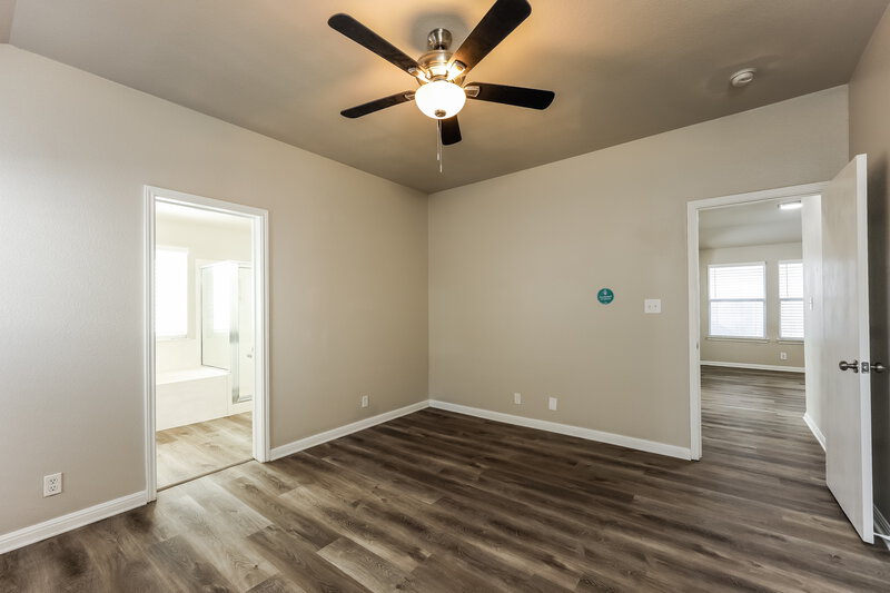 1,890/Mo, 14314 Yellow Warbler San Antonio, TX 78233 Main Bedroom View 2