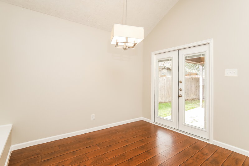 1,735/Mo, 5423 Park Lk San Antonio, TX 78244 Dining Room View