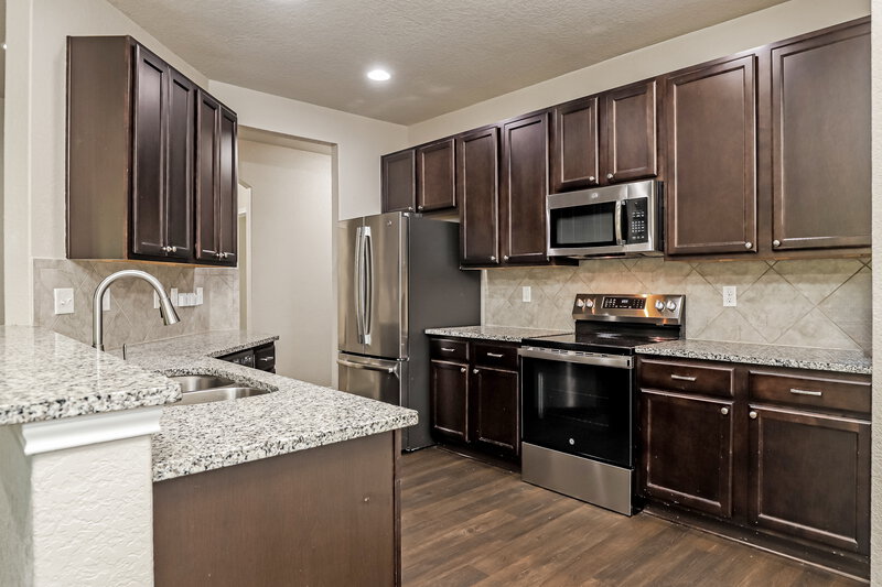 1,665/Mo, 5934 Ivans Farm San Antonio, TX 78244 Kitchen View
