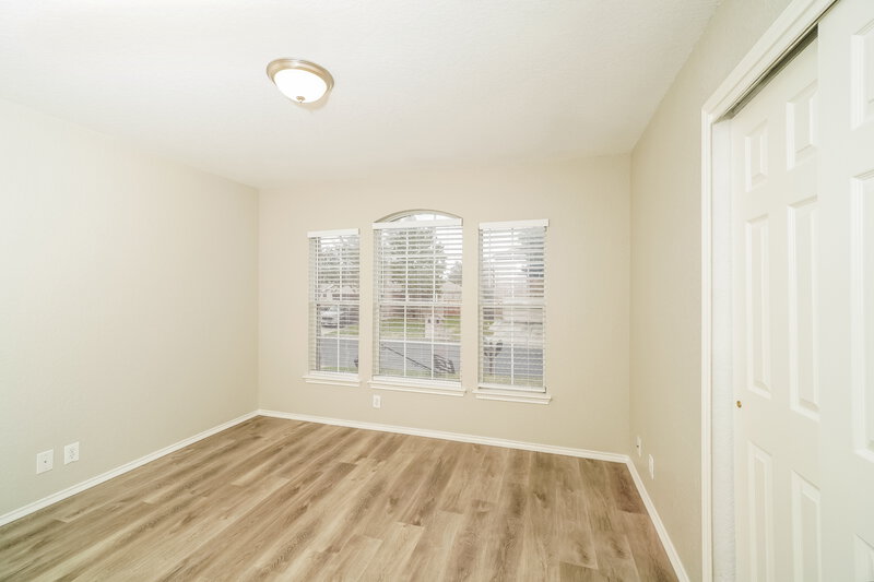 1,910/Mo, 8514 Chickasaw Blf Converse, TX 78109 Bedroom View