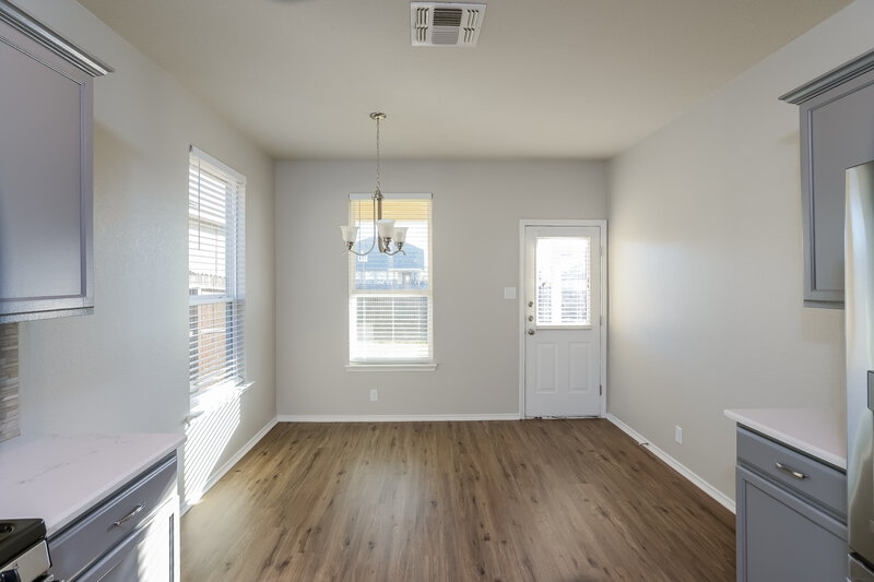 1,750/Mo, 654 Sea Eagle San Antonio, TX 78253 Dining Room View