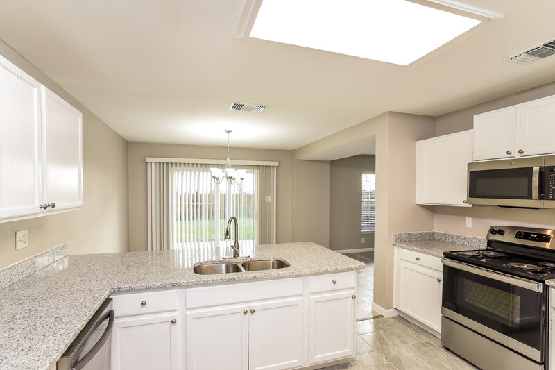 1,685/Mo, 4234 Sunrise Cove Dr San Antonio, TX 78244 Kitchen View 2