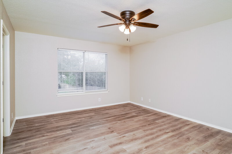 2,375/Mo, 17243 Ashbury Lodge San Antonio, TX 78247 Main Bedroom View