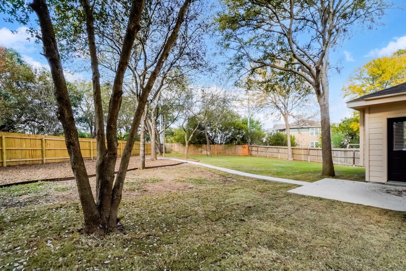 2,375/Mo, 17243 Ashbury Lodge San Antonio, TX 78247 Rear View 2
