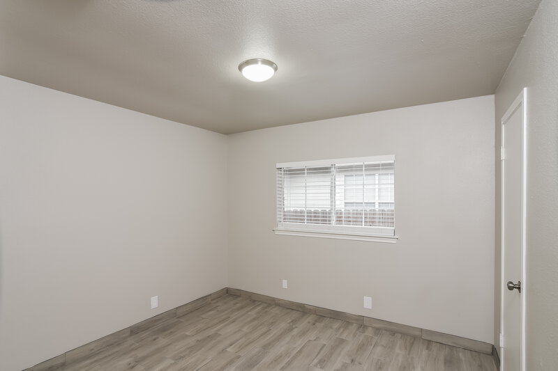 2,005/Mo, 10507 Stone Creek Pl San Antonio, TX 78254 Main Bedroom View 2