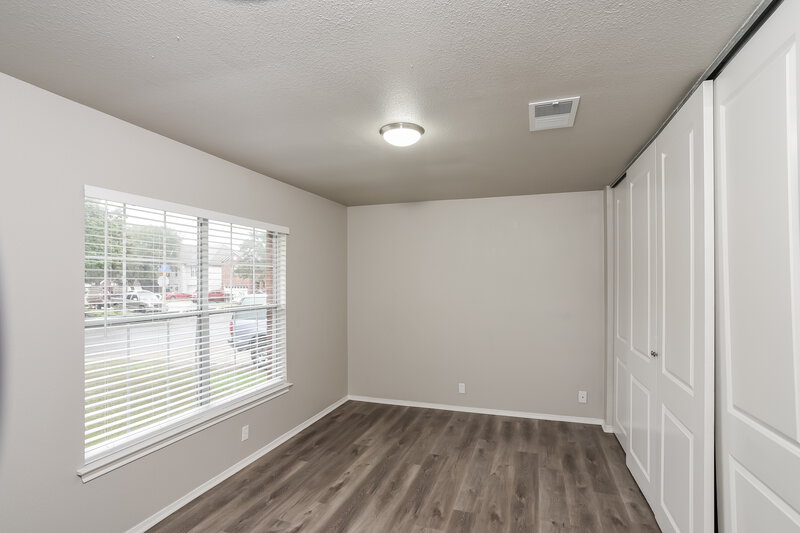 2,005/Mo, 10507 Stone Creek Pl San Antonio, TX 78254 Bedroom View