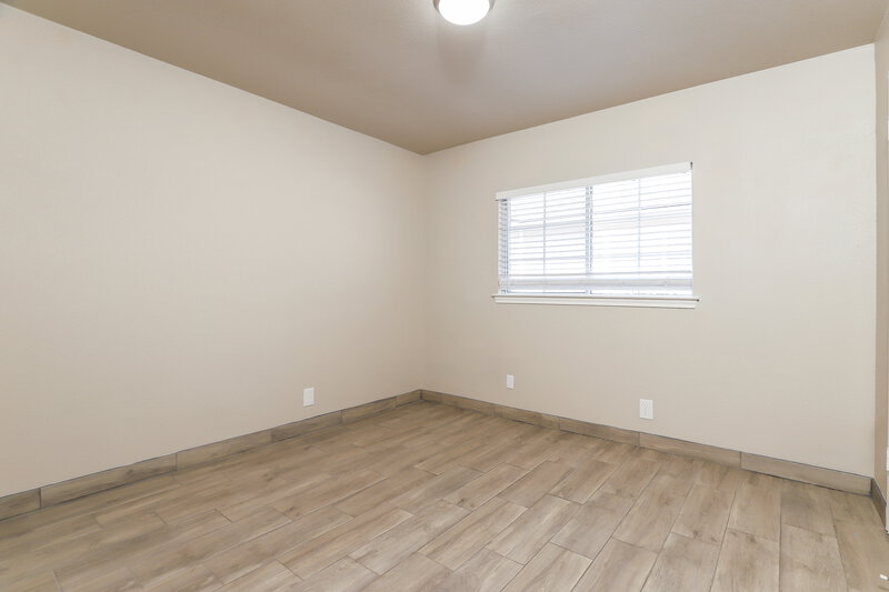 1,815/Mo, 10507 Stone Creek Pl San Antonio, TX 78254 Bedroom View 2