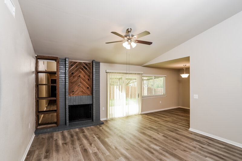 2,710/Mo, 9478 Greens Pt San Antonio, TX 78250 Living Room View 2