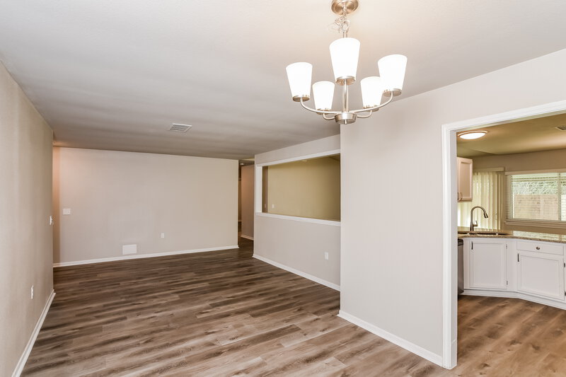 2,710/Mo, 9478 Greens Pt San Antonio, TX 78250 Dining Room View