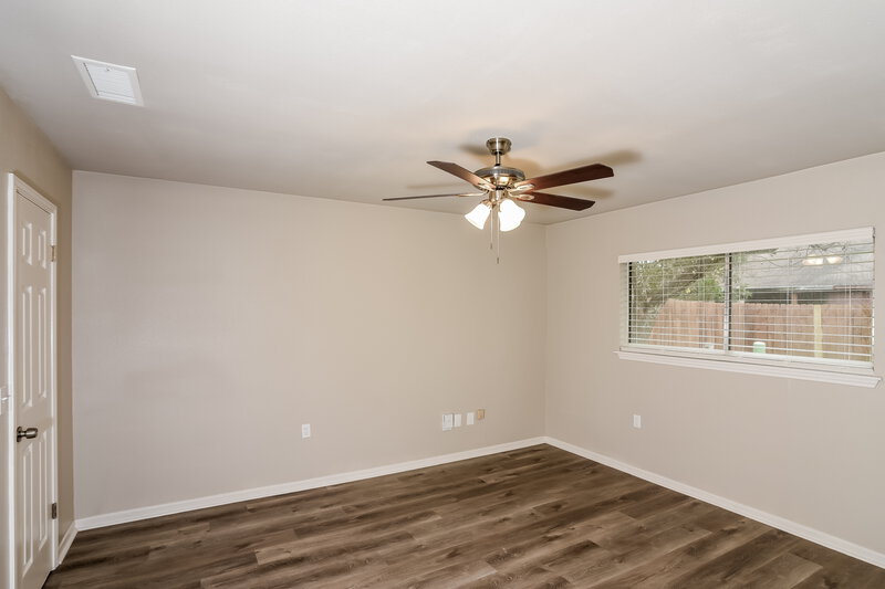 2,710/Mo, 9478 Greens Pt San Antonio, TX 78250 Main Bedroom View