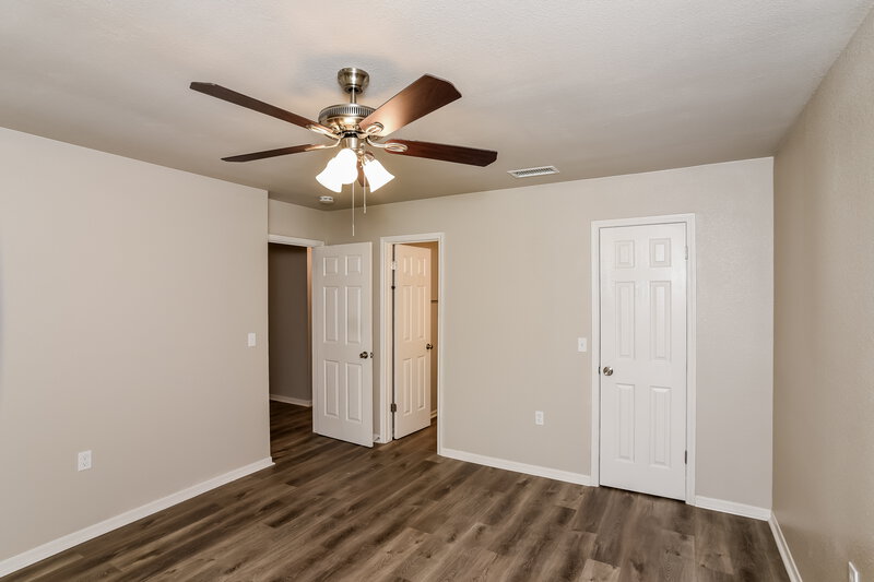 2,710/Mo, 9478 Greens Pt San Antonio, TX 78250 Main Bedroom View 2