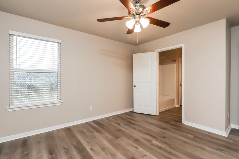 1,595/Mo, 6427 Woodcliff Bnd San Antonio, TX 78222 Misc View 9