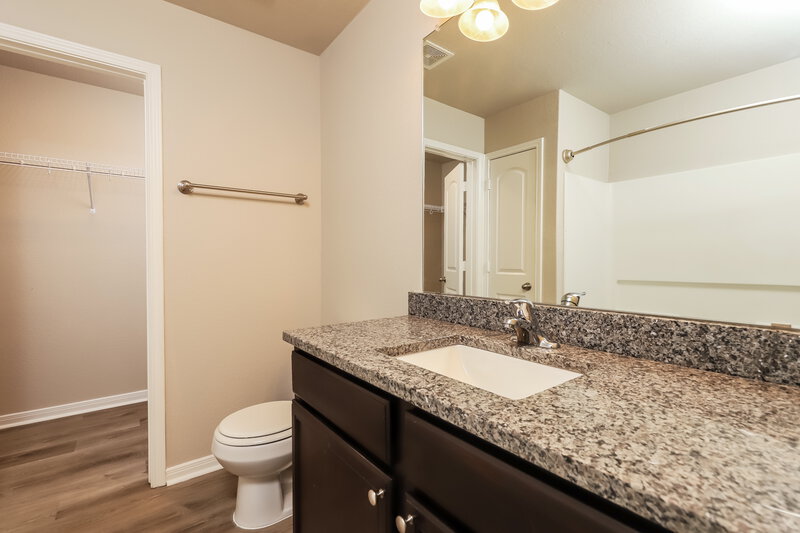 1,595/Mo, 6427 Woodcliff Bnd San Antonio, TX 78222 Misc View 10