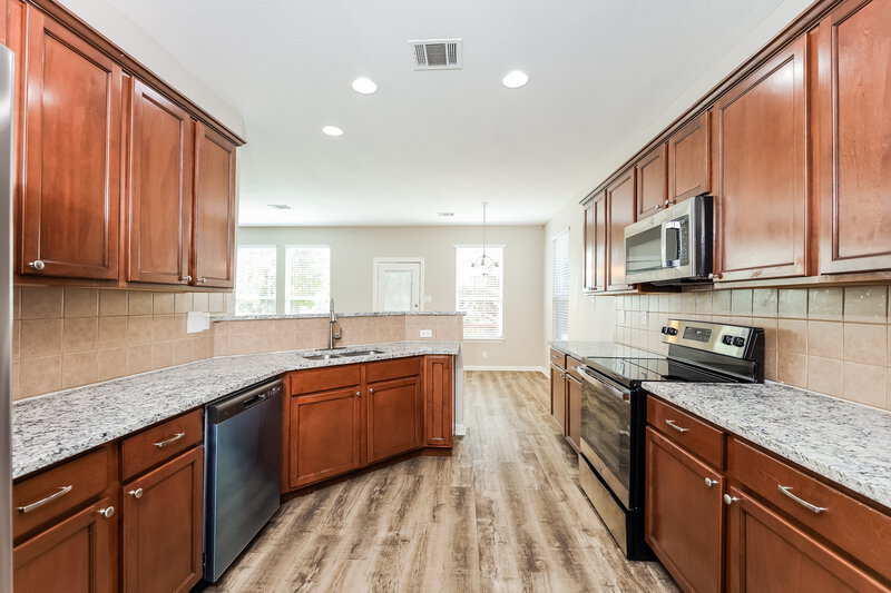 2,320/Mo, 7927 Live Oak Vista San Antonio, TX 78250 Kitchen View 2