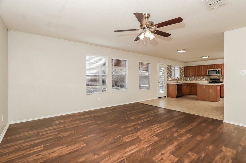 1,870/Mo, 9518 Boatman Pier Converse, TX 78109 Living Room View 2