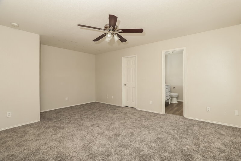 1,870/Mo, 9518 Boatman Pier Converse, TX 78109 Main Bedroom View 2