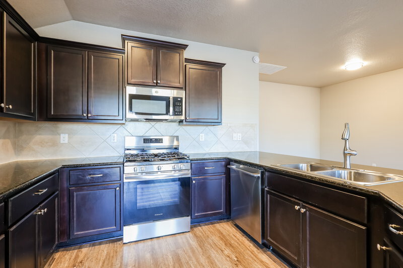 1,715/Mo, 2617 Mccrae New Braunfels, TX 78130 Kitchen View