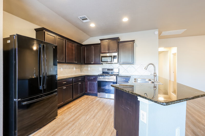 1,715/Mo, 2617 Mccrae New Braunfels, TX 78130 Kitchen View 3