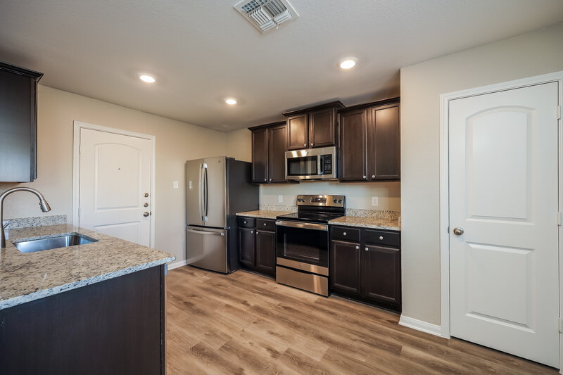 1,515/Mo, 11711 Viney Pass San Antonio, TX 78252 Kitchen View