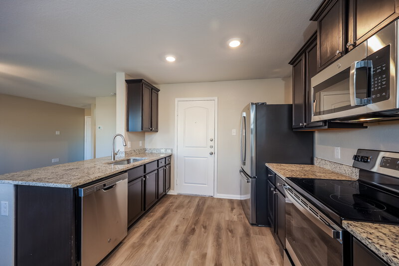 1,515/Mo, 11711 Viney Pass San Antonio, TX 78252 Kitchen View 2
