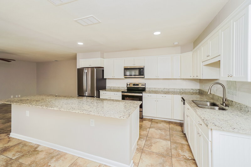 3,600/Mo, 7314 Arbeth Pl San Antonio, TX 78250 Kitchen View 2