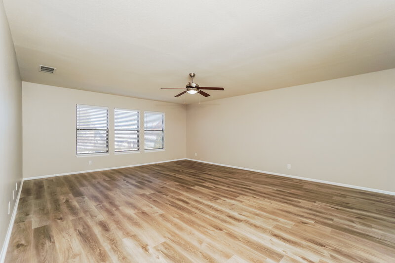 3,600/Mo, 7314 Arbeth Pl San Antonio, TX 78250 Main Bedroom View 2