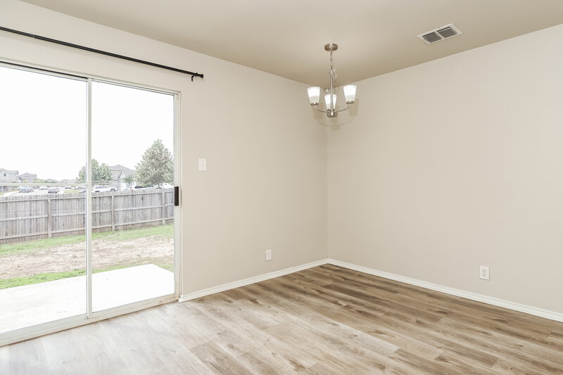 1,510/Mo, 3326 Willet Way San Antonio, TX 78223 Dining Room View