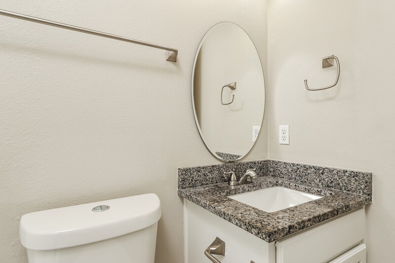 1,510/Mo, 3326 Willet Way San Antonio, TX 78223 Bathroom View