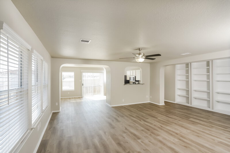 1,680/Mo, 9122 Blazer Pl San Antonio, TX 78245 Living Room View