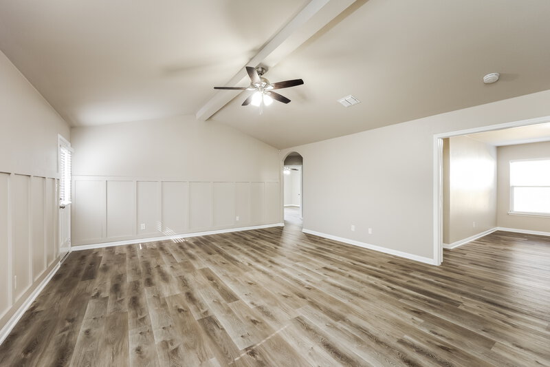 1,990/Mo, 6819 Luckey Path San Antonio, TX 78252 Living Room View