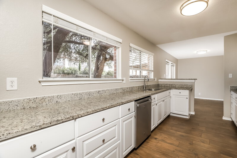 1,910/Mo, 11727 Ripplewood San Antonio, TX 78253 Kitchen View