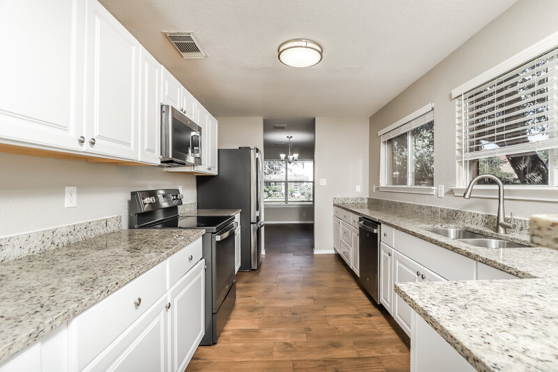 1,910/Mo, 11727 Ripplewood San Antonio, TX 78253 Kitchen View 3