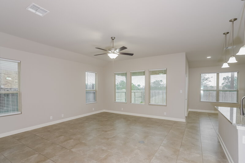 2,060/Mo, 1906 Sirius Grove San Antonio, TX 78245 Living Room View