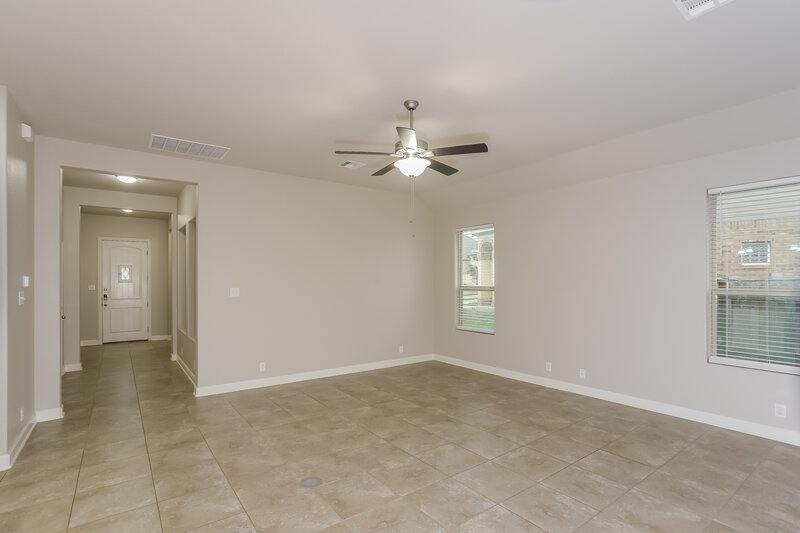 2,060/Mo, 1906 Sirius Grove San Antonio, TX 78245 Living Room View 2