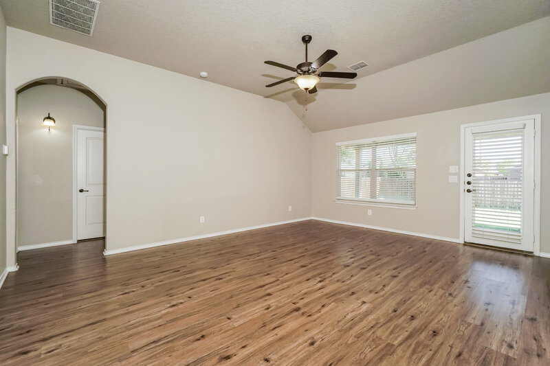 1,630/Mo, 8510 Winchester Way San Antonio, TX 78254 Living Room View