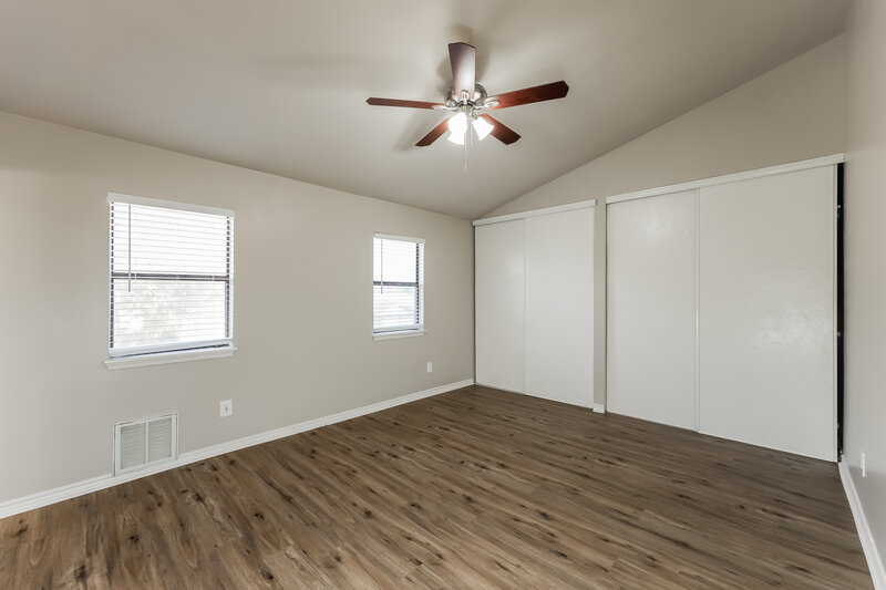 1,820/Mo, 7215 Enchanted Flame St San Antonio, TX 78250 Main Bedroom View