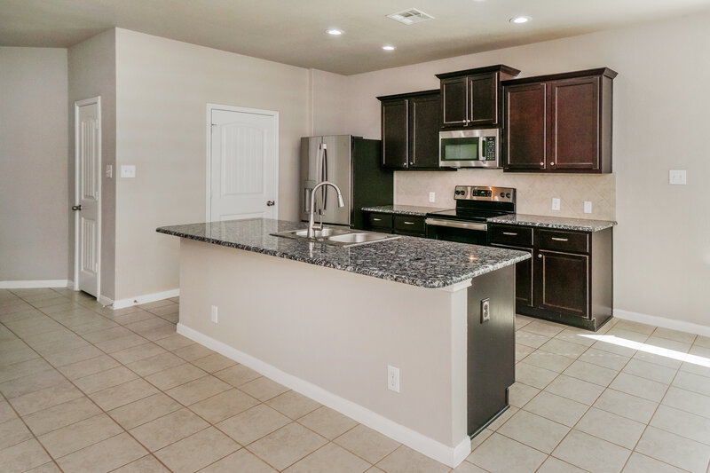 1,785/Mo, 1338 Ace Ranch St New Braunfels, TX 78130 Kitchen View