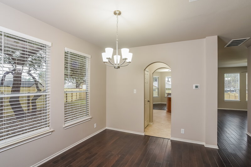 1,865/Mo, 8626 Sarasota Woods San Antonio, TX 78250 Dining Room View