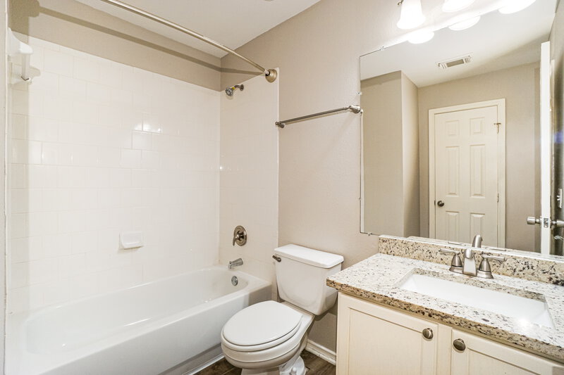 1,790/Mo, 15810 Brisbane Dr Selma, TX 78154 Bathroom View