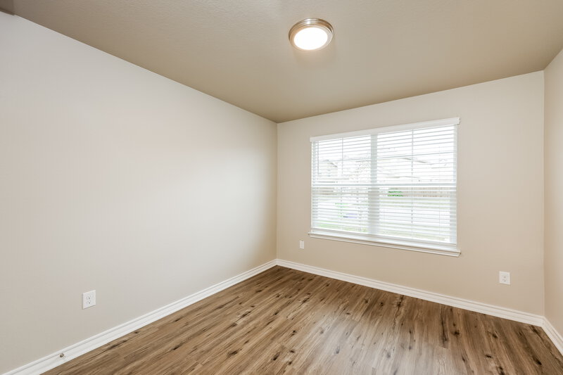 1,950/Mo, 6438 Hoffman Pln San Antonio, TX 78252 Bedroom View