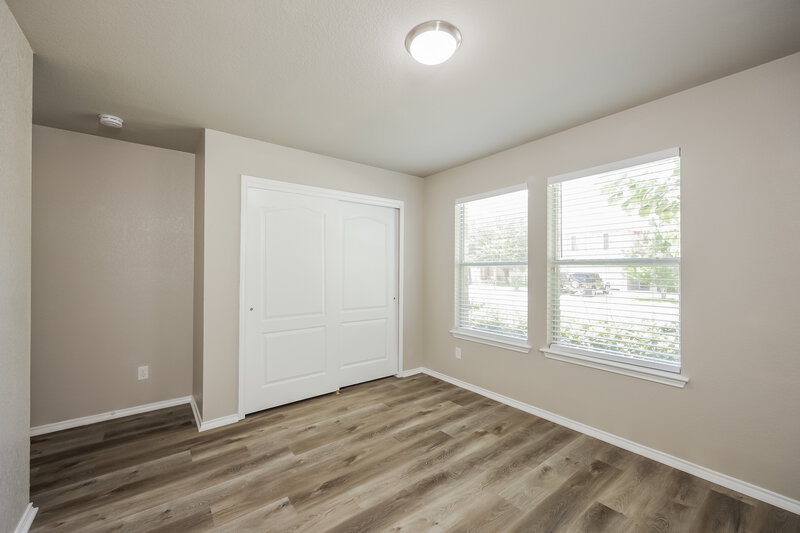 2,105/Mo, 13510 Sundance Scape San Antonio, TX 78245 Bedroom View 3