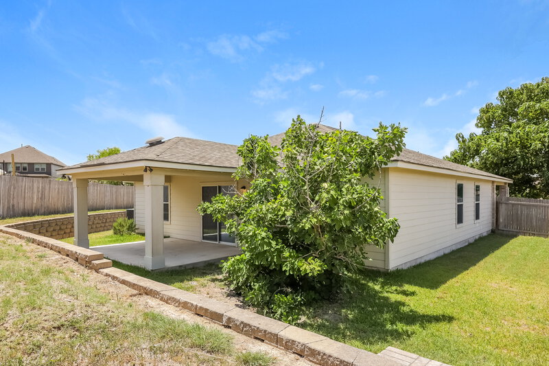 2,105/Mo, 13510 Sundance Scape San Antonio, TX 78245 Rear View