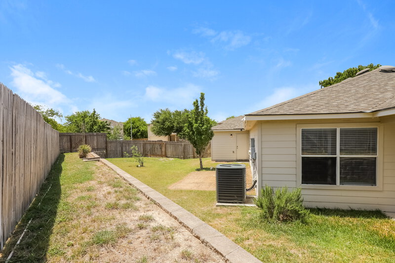 2,105/Mo, 13510 Sundance Scape San Antonio, TX 78245 Rear View 2