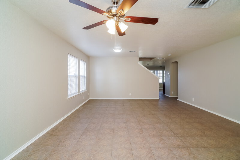2,155/Mo, 6515 Falcons Hts San Antonio, TX 78233 Living Room View 2