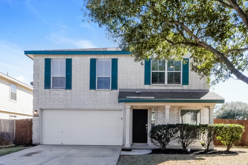 2,230/Mo, 9002 Meadow Spgs Universal City, TX 78148 External View