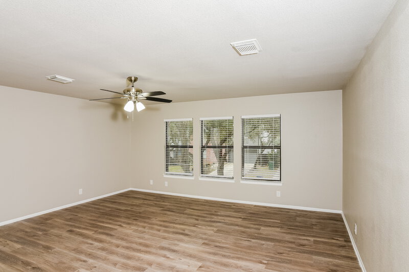 2,170/Mo, 12838 Hunting Bear San Antonio, TX 78249 Living Room View 2