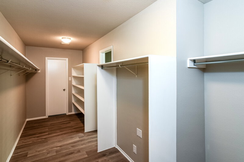 2,170/Mo, 12838 Hunting Bear San Antonio, TX 78249 Walk In Closet View
