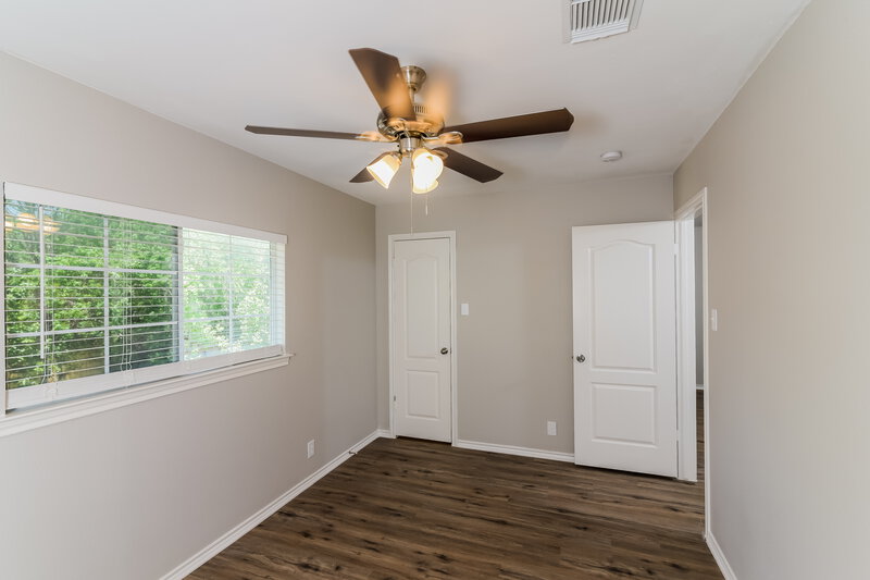 2,145/Mo, 7023 Western Skies San Antonio, TX 78240 Bedroom View 3