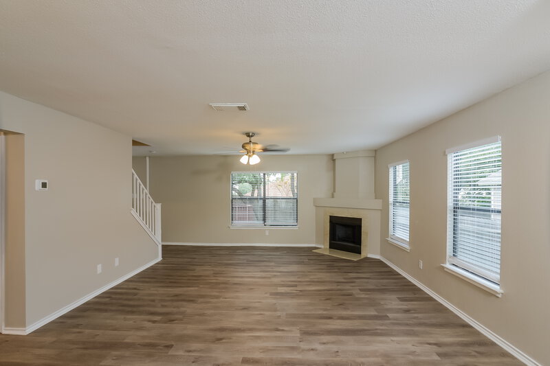1,615/Mo, 11319 Bronze Sand San Antonio, TX 78253 Living Room View